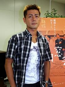 監督、脚本、主演とマルチな才能を発揮「同窓会」