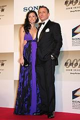 恋人と来場したプレミア「007 慰めの報酬」
