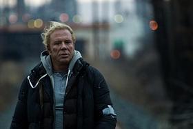 ダウニー・Jr.の熱心な誘いにほだされたローク「アイアンマン」
