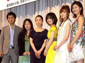 深津は西原の仕事場を訪問し、イメージを膨らませた「女の子ものがたり」