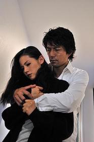 仲村トオル、25周年の記念碑的作品に「行きずりの街」