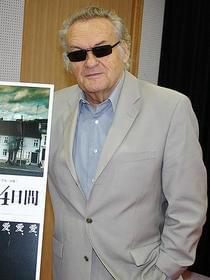 奥様はなんと35歳年下!「アンナと過ごした4日間」