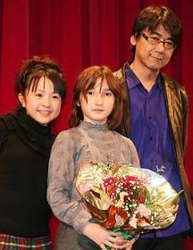 ストレートな発言に大人はタジタジ「ユキとニナ」