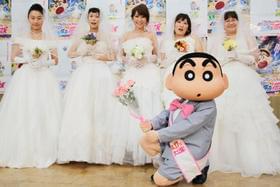 求婚中のしんちゃん「映画クレヨンしんちゃん 超時空!嵐を呼ぶオラの花嫁」
