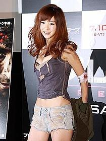 ハラハラドキドキする映画なので見てほしーの「プレデター」