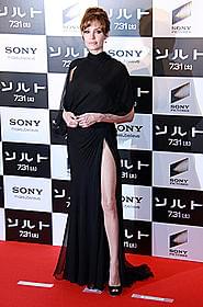 セクシードレスに場内騒然「ソルト」