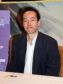劇中では自ら出演も「脇役物語」