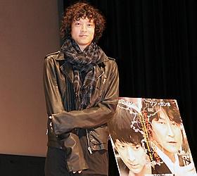 初の単独記者会見にやや緊張の面持ち「義兄弟 SECRET REUNION」