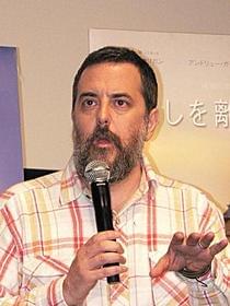メガホンをとるのは「ストーカー」以来「わたしを離さないで」