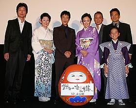 加賀友禅の美しい着物姿を披露「武士の家計簿」
