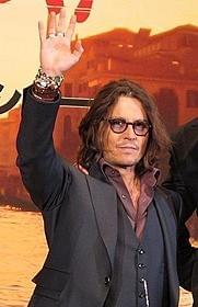 司会者の毒舌が売りの新シットコムに出演「ツーリスト」