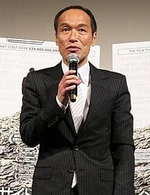 現在は無職と明かす東国原氏「インサイド・ジョブ 世界不況の知られざる真実」