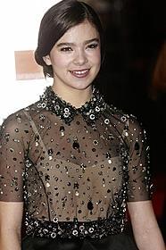 英国アカデミー賞授賞式でのスタインフェルド「トゥルー・グリット」