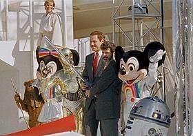 1987年設置の人気アトラクション「スター・ウォーズ」