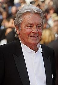 父親としての苦悩を語るアラン・ドロン