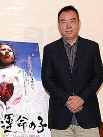 来日したチェン・カイコー監督「運命の子」