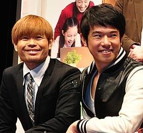 「かぞくがいちばん。」キャンペーンに出席した品川庄司「パパ」