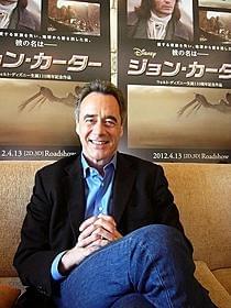 ピクサーに合流する前はILMで17年間を過ごし、 「ジュラシック・パーク」ほかの革新的VFXでアカデミー賞にも輝く