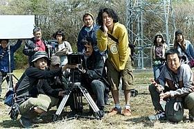 「UTOPIA」は小栗旬の監督最新作!?「キツツキと雨」
