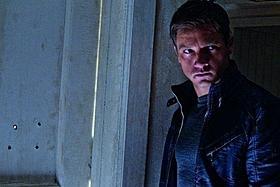 ジェレミー・レナー演じる新主人公ケネス・キットソン「ジェイソン・ボーン」