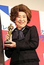 サッチャー元首相に扮した中村玉緒「マーガレット・サッチャー 鉄の女の涙」