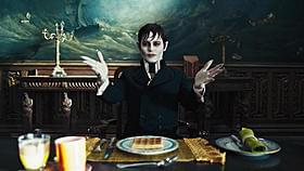 お騒がせバンパイア=バーナバスが悩める家族を救う!?「ダーク・シャドウ」