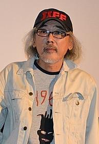 舞台挨拶に立った小林政広監督「ギリギリの女たち」