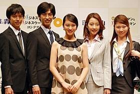 武井咲、スーツにはうるさい!?