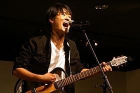 父ゆずりの歌声を披露した故尾崎豊さんの長男・尾崎裕哉「音楽」