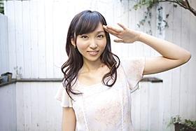 女性戦士ペイルウイングに扮する吉木りさ「いかレスラー」