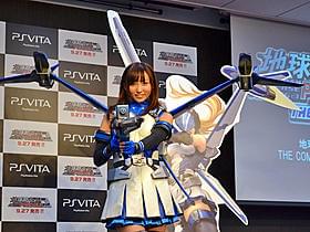 女兵士コスプレを披露した吉木りさ「地球防衛軍」