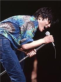 時代を超えて愛される尾崎豊「復活 尾崎豊 YOKOHAMA ARENA 1991.5.20」