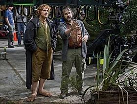 新たに届いたマーティン・フリーマンとピーター・ ジャクソン監督のメイキング画像「ロード・オブ・ザ・リング」