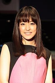 石巻でも大人気の井上真央「綱引いちゃった!」