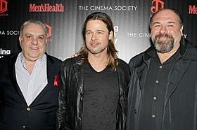 ニューヨークプレミアに出席したビンセント・カラトーラ、 ブラッド・ピット、ジェームズ・ガンドルフィーニ「ジャッキー・コーガン」