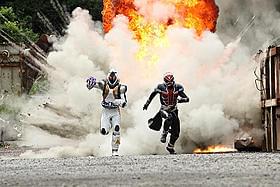 首位デビューを果たした「仮面ライダー」最新作「今日、恋をはじめます」
