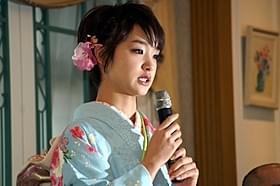 会見で涙を見せた剛力彩芽「GTO」