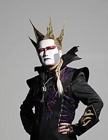 同じ悪魔界の仲間、先輩として ゴーストライダーを全面バックアップ!「ゴーストライダー2」