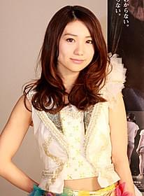 前田敦子を「唯一無二の存在」と話す大島優子「DOCUMENTARY of AKB48 No flower without rain 少女たちは涙の後に何を見る?」