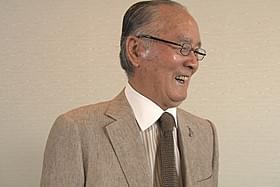 地道なリハビリに励む様子も公開した長嶋茂雄氏