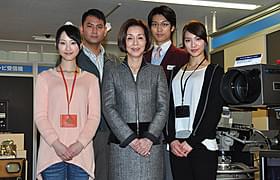 NHKのスタッフが幽霊退治に奮闘!