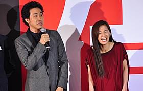 夫婦漫才のような掛け合いを見せた大泉洋と尾野真千子「探偵はBARにいる」