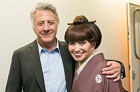 大ファンのダスティン・ホフマンを前に笑顔の黒柳徹子「カルテット!人生のオペラハウス」