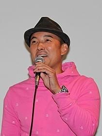 初日挨拶に立った山本太郎「秘愛」