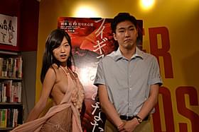 トークショーに出席した柄本佑と佐々木心音「フィギュアなあなた」