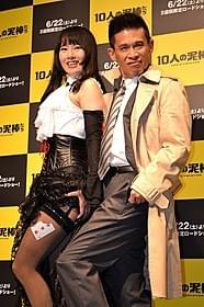 柳沢慎吾とマジシャン・小泉ポロン「10人の泥棒たち」