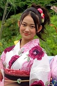 昨年の国民的美少女コンテストグランプリ「おしん」