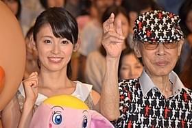 やなせたかし氏と本仮屋ユイカ「それいけ!アンパンマン とばせ!希望のハンカチ」
