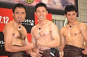筋肉対決を行ったワッキー、なかやまきんに君、小島よしお「サイレントヒル」