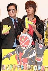初日舞台挨拶が行われた「劇場版 仮面ライダーウィザード イン マジックランド」「劇場版 仮面ライダーウィザード イン マジックランド」